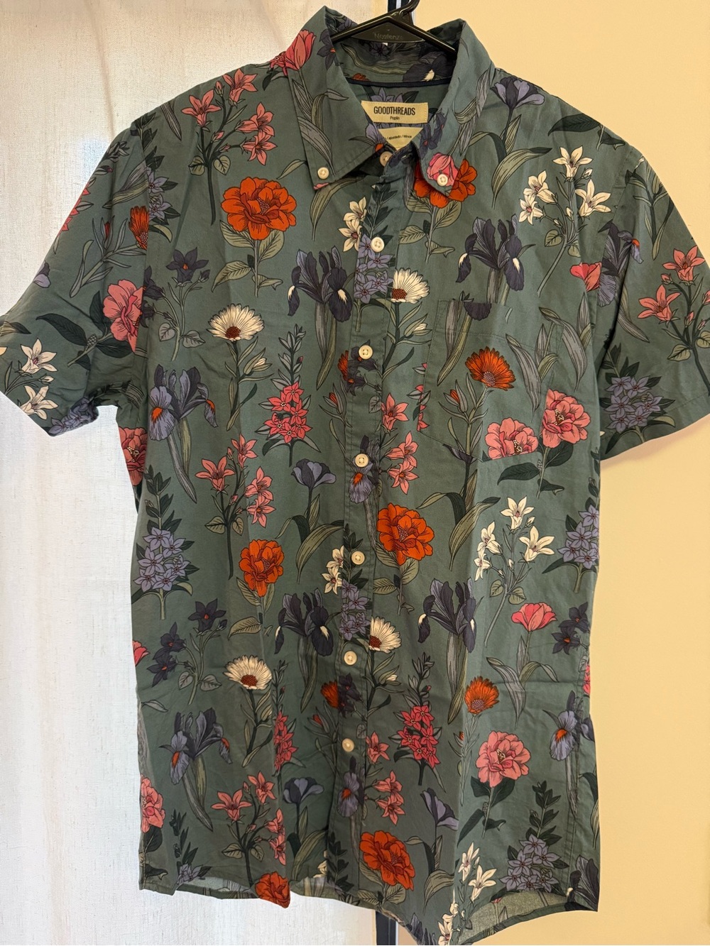 Goodthreads Men's Green Floral Short-Sleeve Button-Up Shirt size M